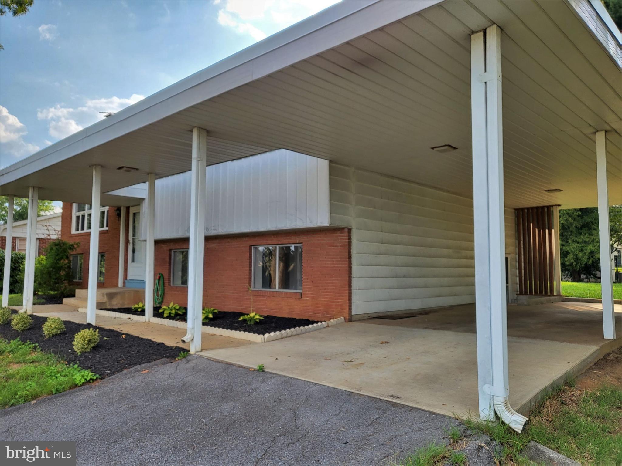 NONE AVAILABLE - Residential Lease