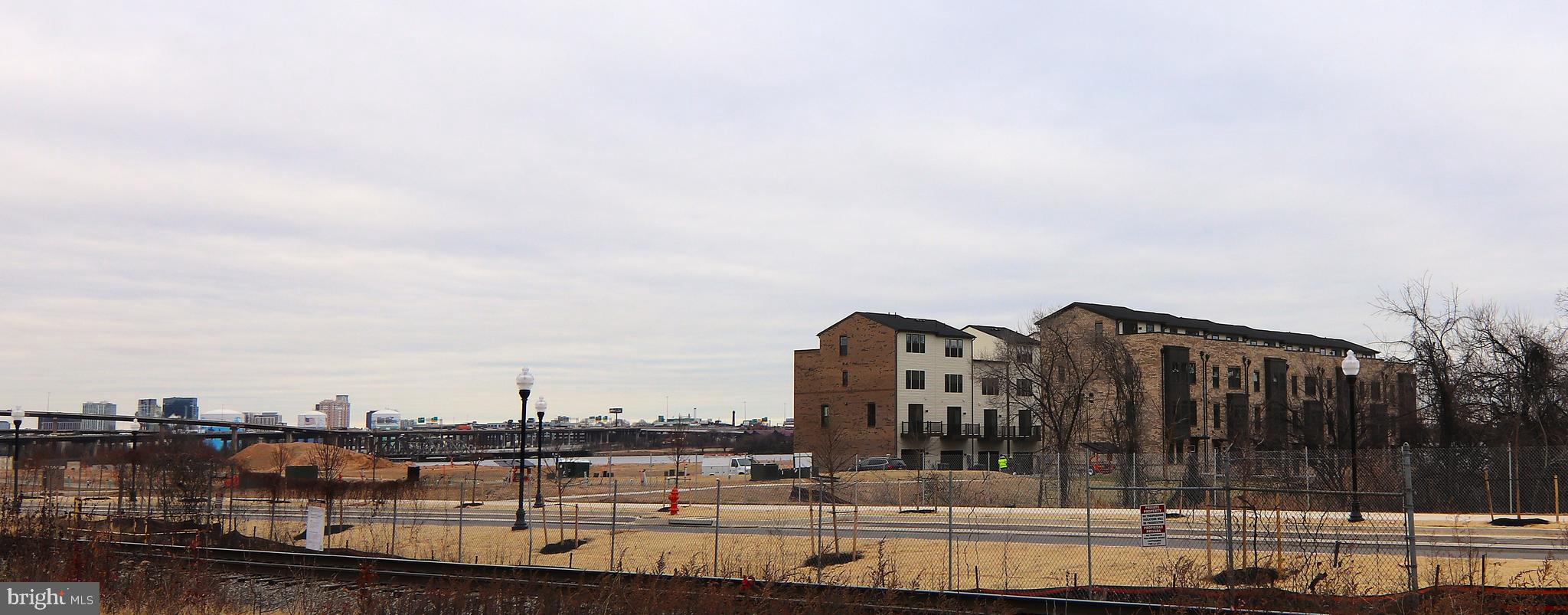 WESTPORT - Residential