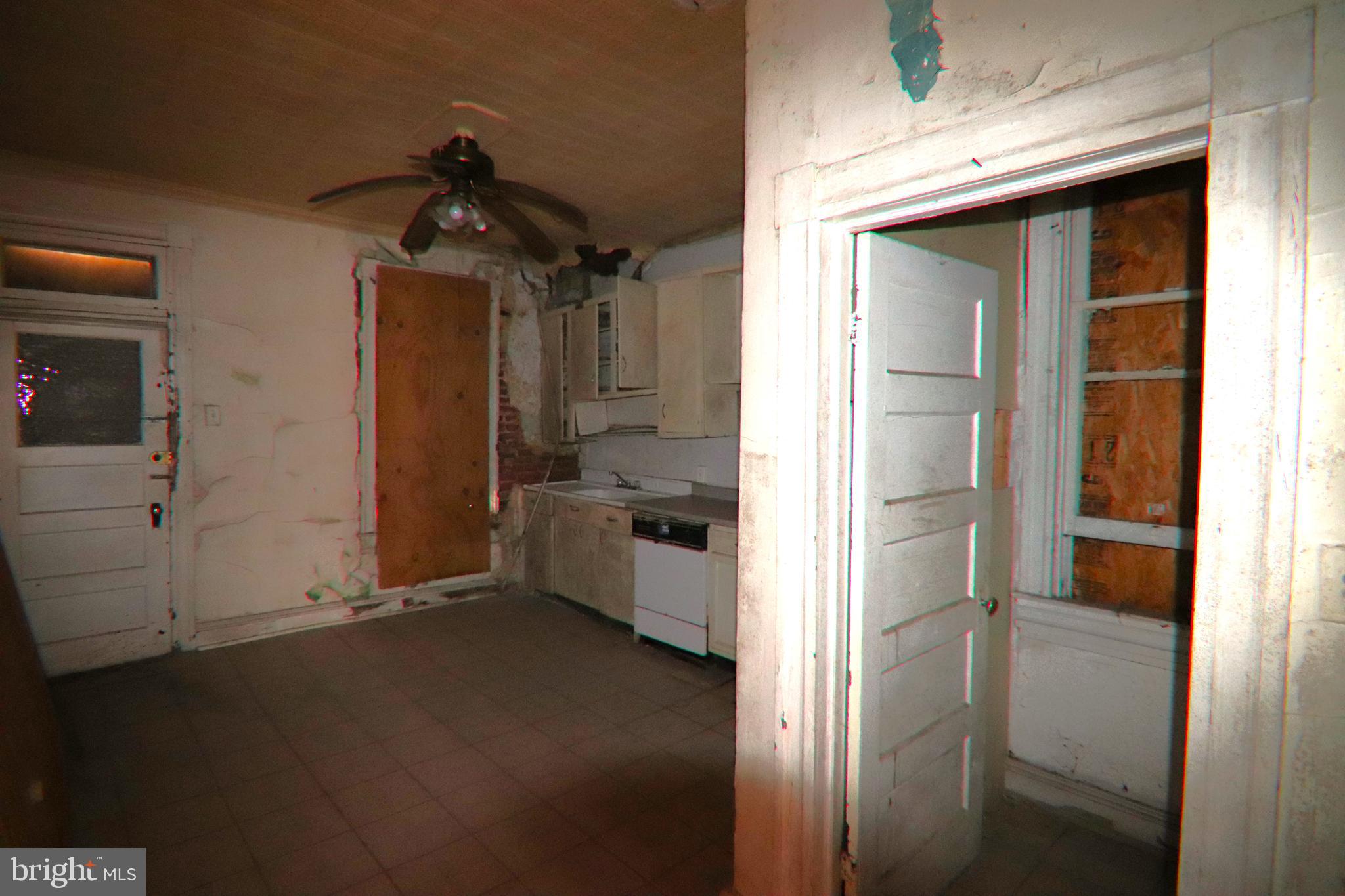 WESTPORT - Residential