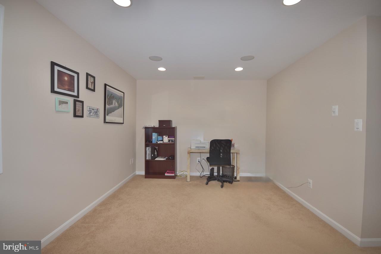 DUNBARTON - Residential