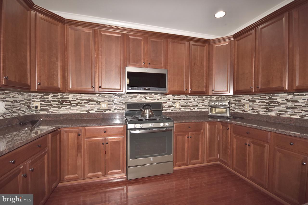 DUNBARTON - Residential