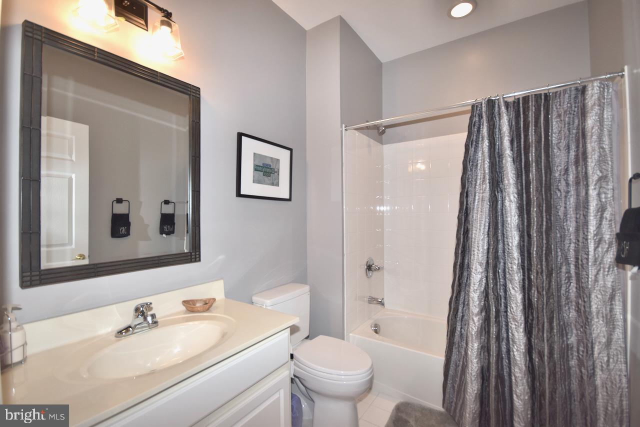 DUNBARTON - Residential