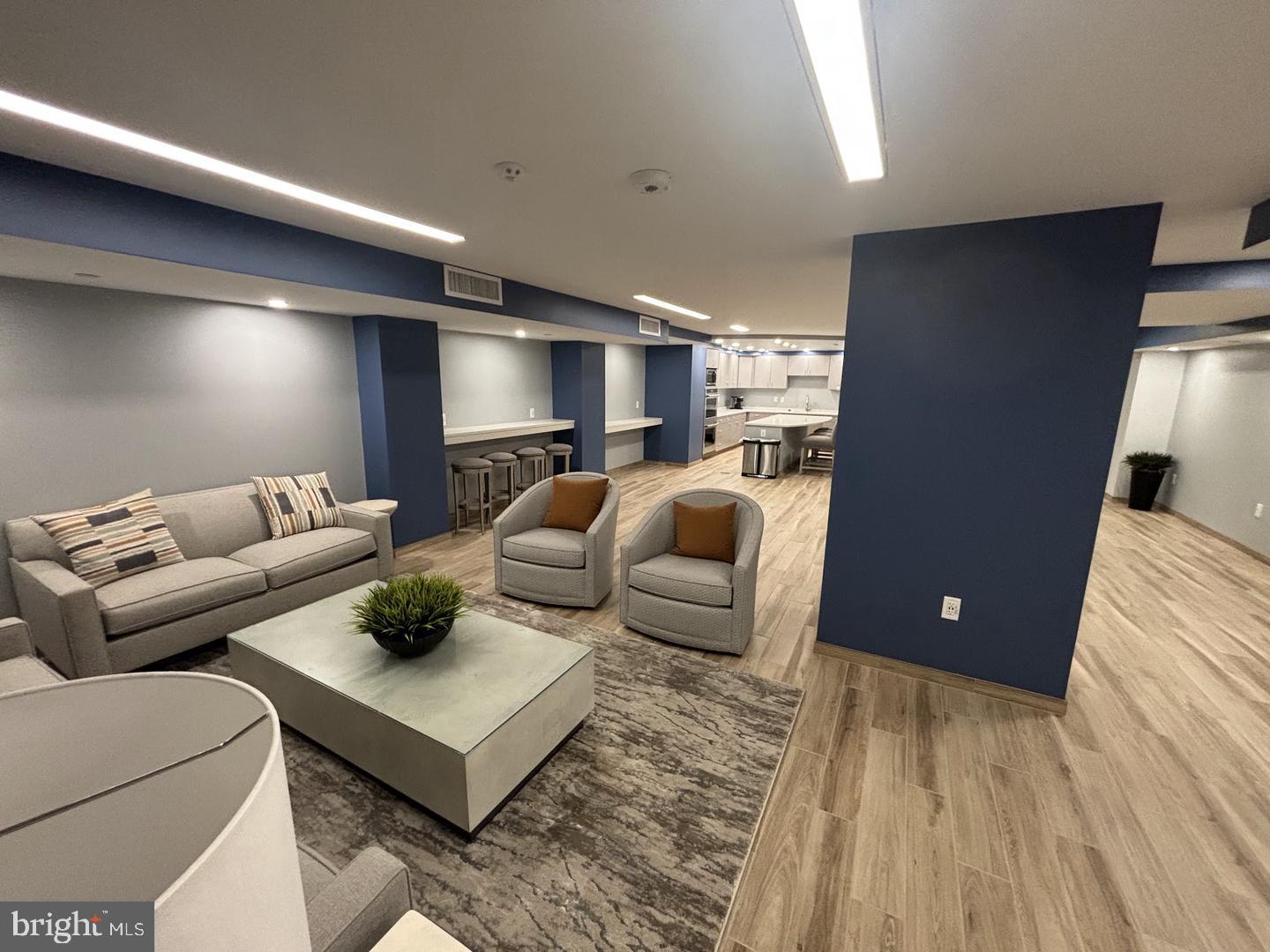 ENCORE OF MCLEAN - Residential Lease