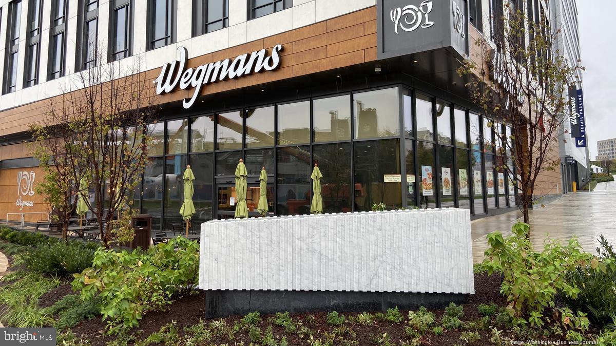 ENCORE OF MCLEAN - Residential Lease