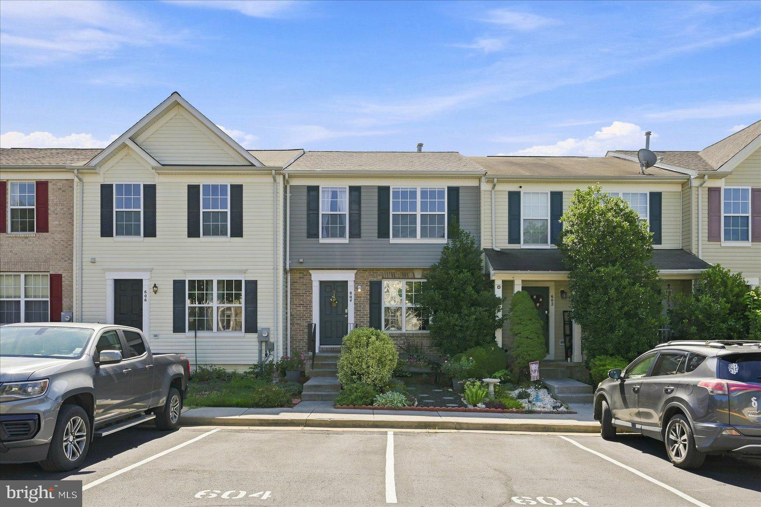 604 FRONTIER FORT LANE