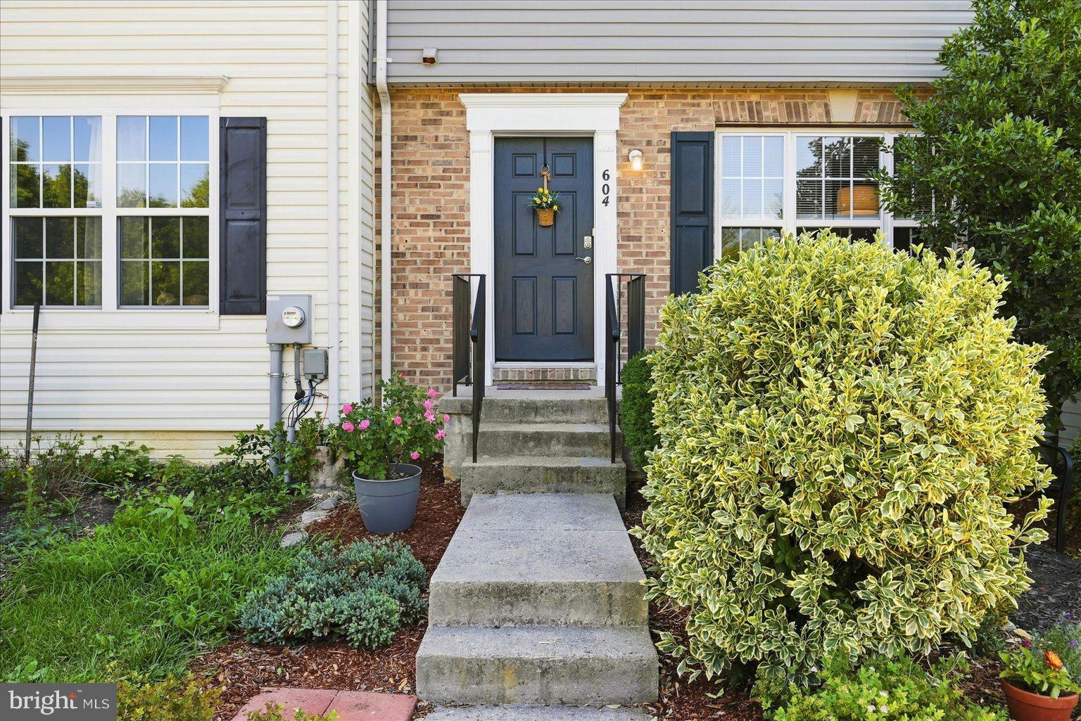 604 FRONTIER FORT LANE