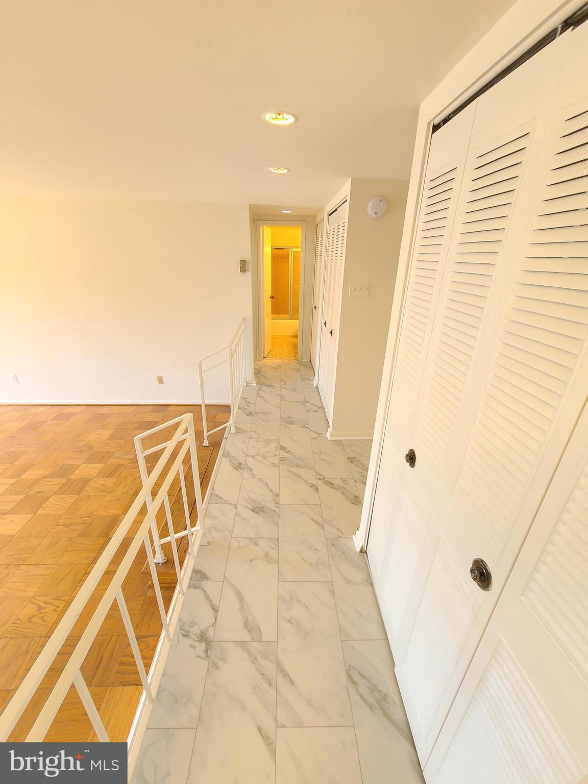 AMERICANA FINMARK - Residential Lease