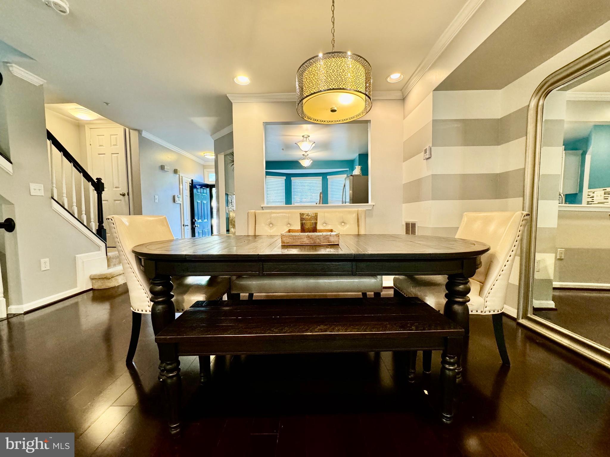 WOODVIEW VILLAGE - Residential