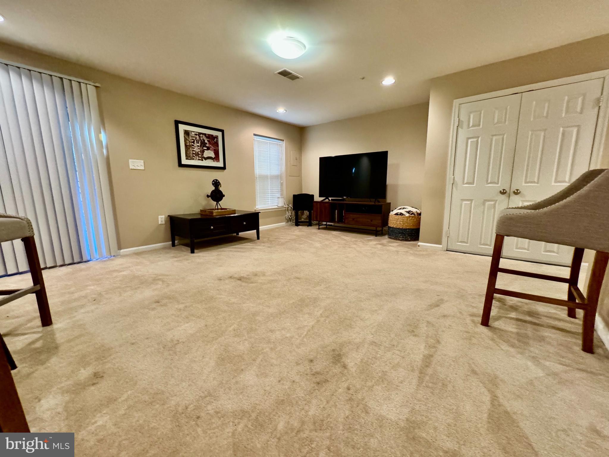 WOODVIEW VILLAGE - Residential