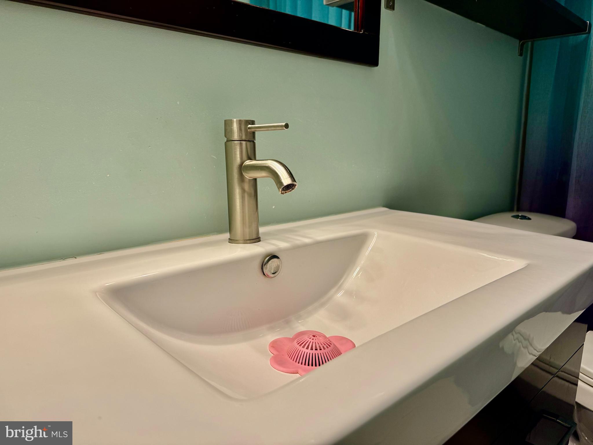 WOODVIEW VILLAGE - Residential