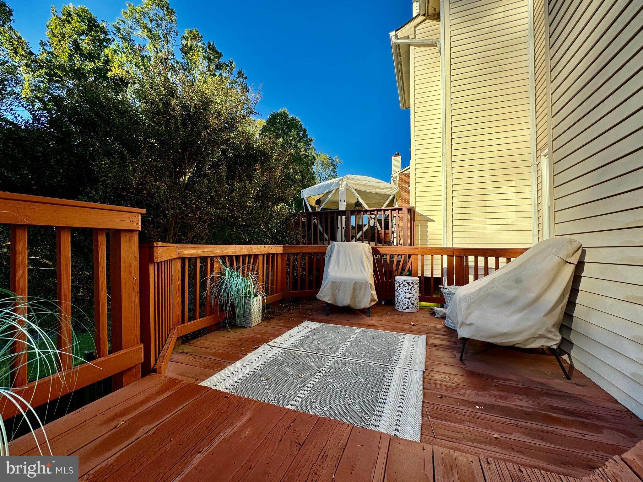 WOODVIEW VILLAGE - Residential