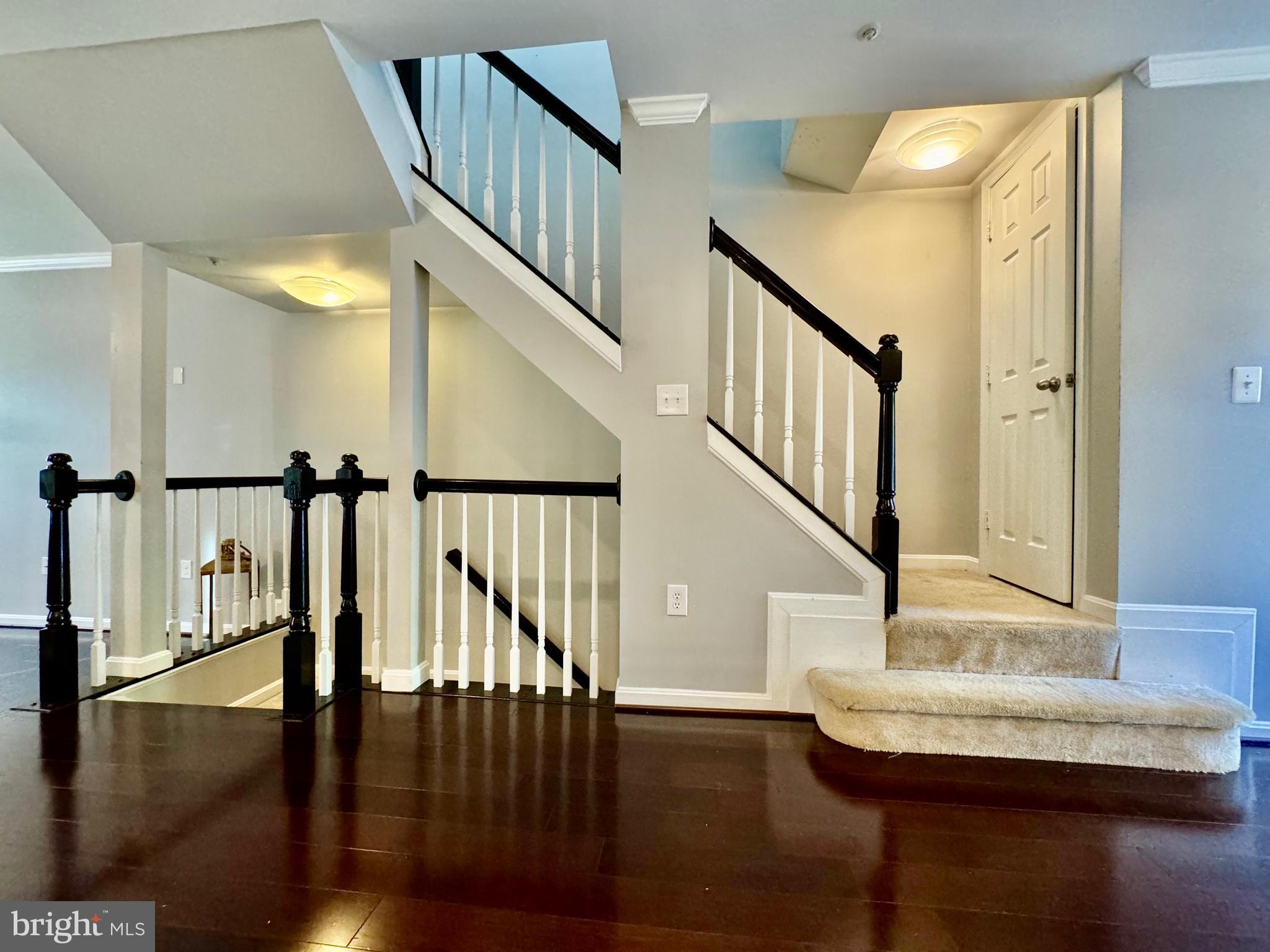 WOODVIEW VILLAGE - Residential