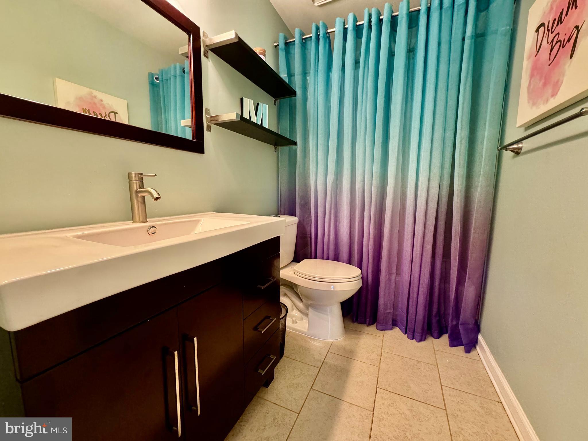 WOODVIEW VILLAGE - Residential