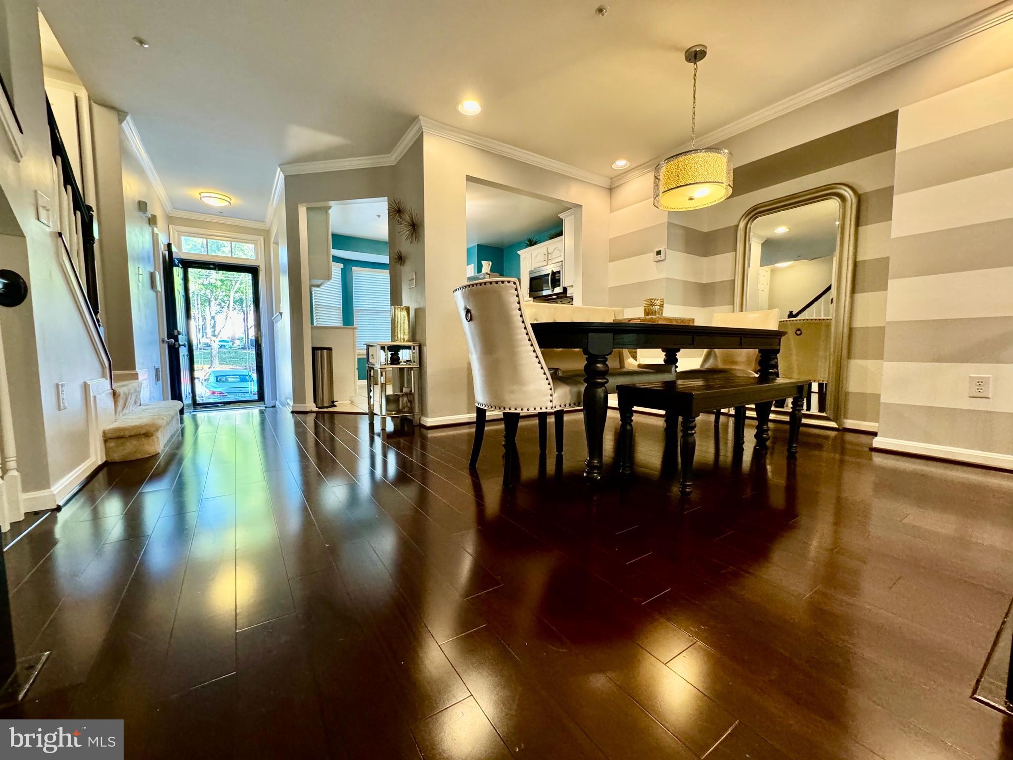 WOODVIEW VILLAGE - Residential