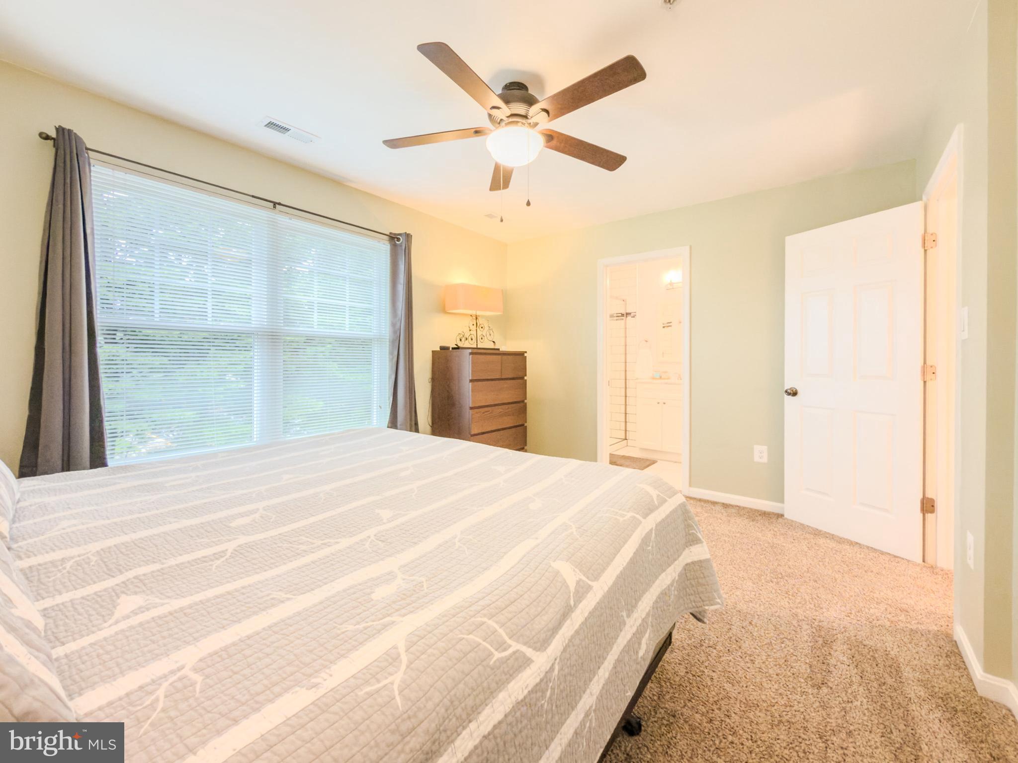 JEFFERSON CHASE - Residential