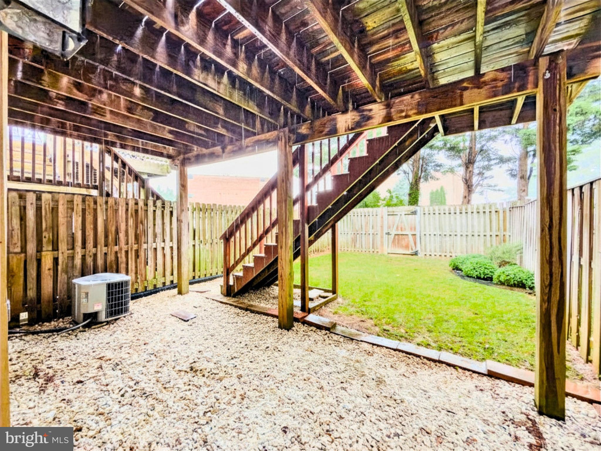 JEFFERSON CHASE - Residential