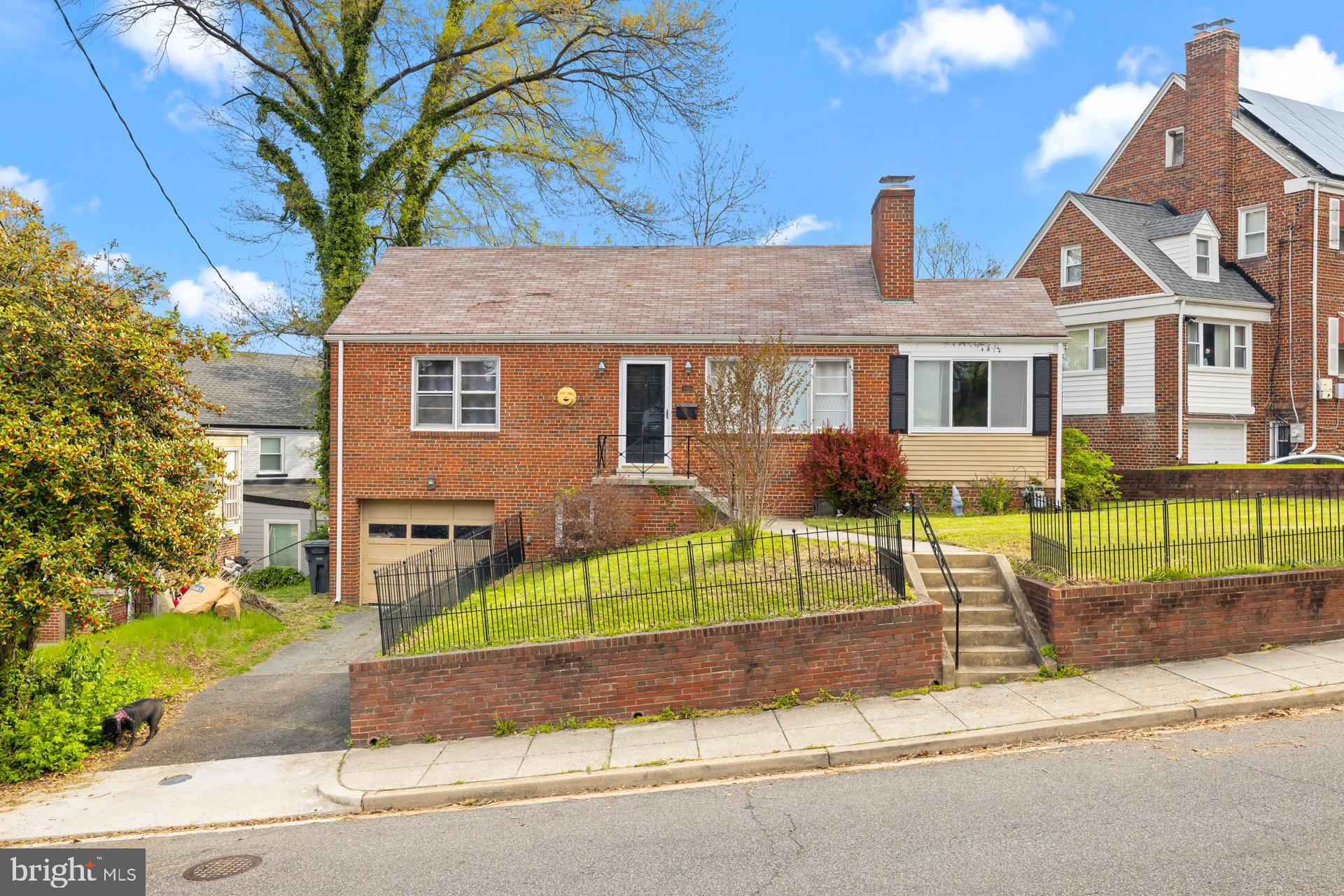 3414 HIGHWOOD DRIVE SE