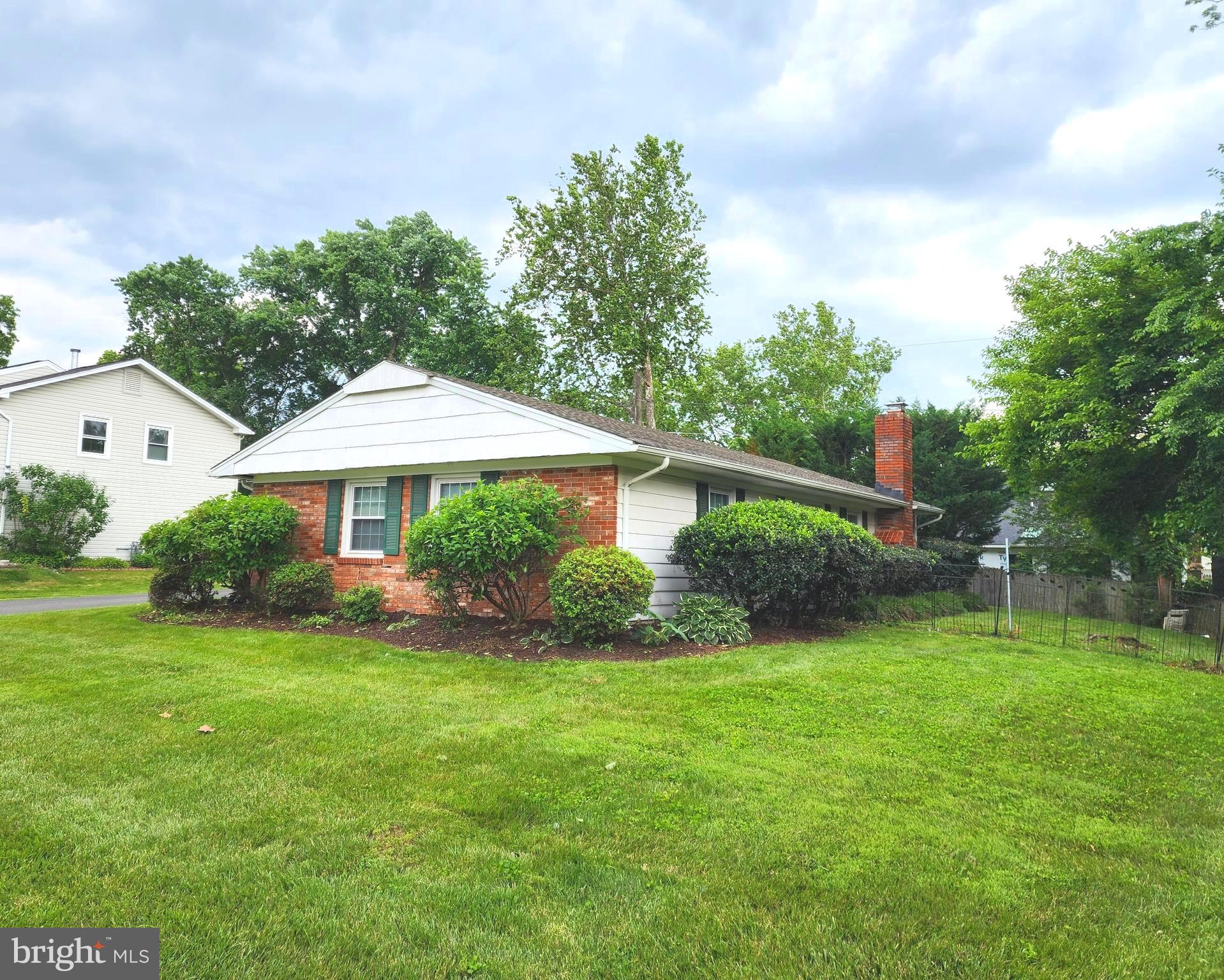 13211 PENNERVIEW LANE