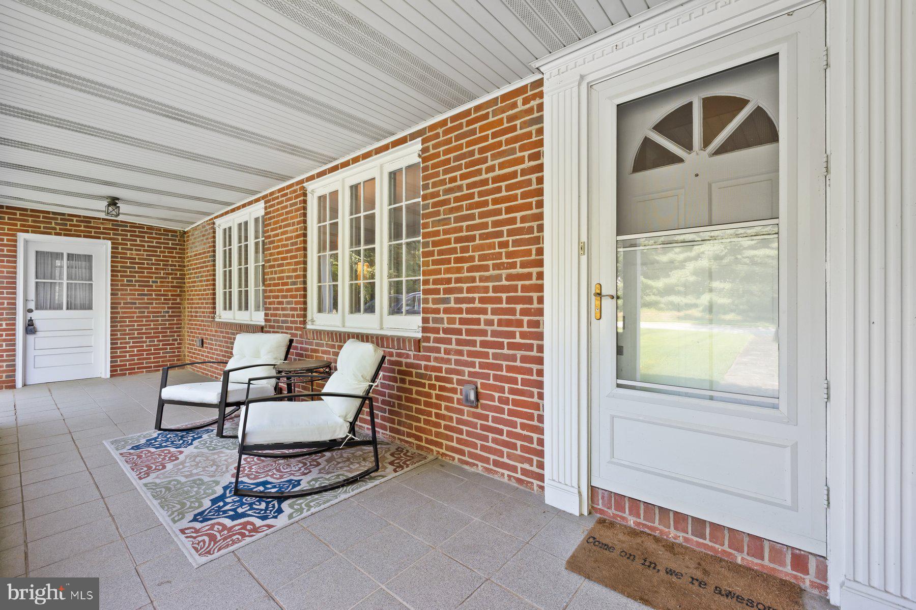 317 S WIND ROAD