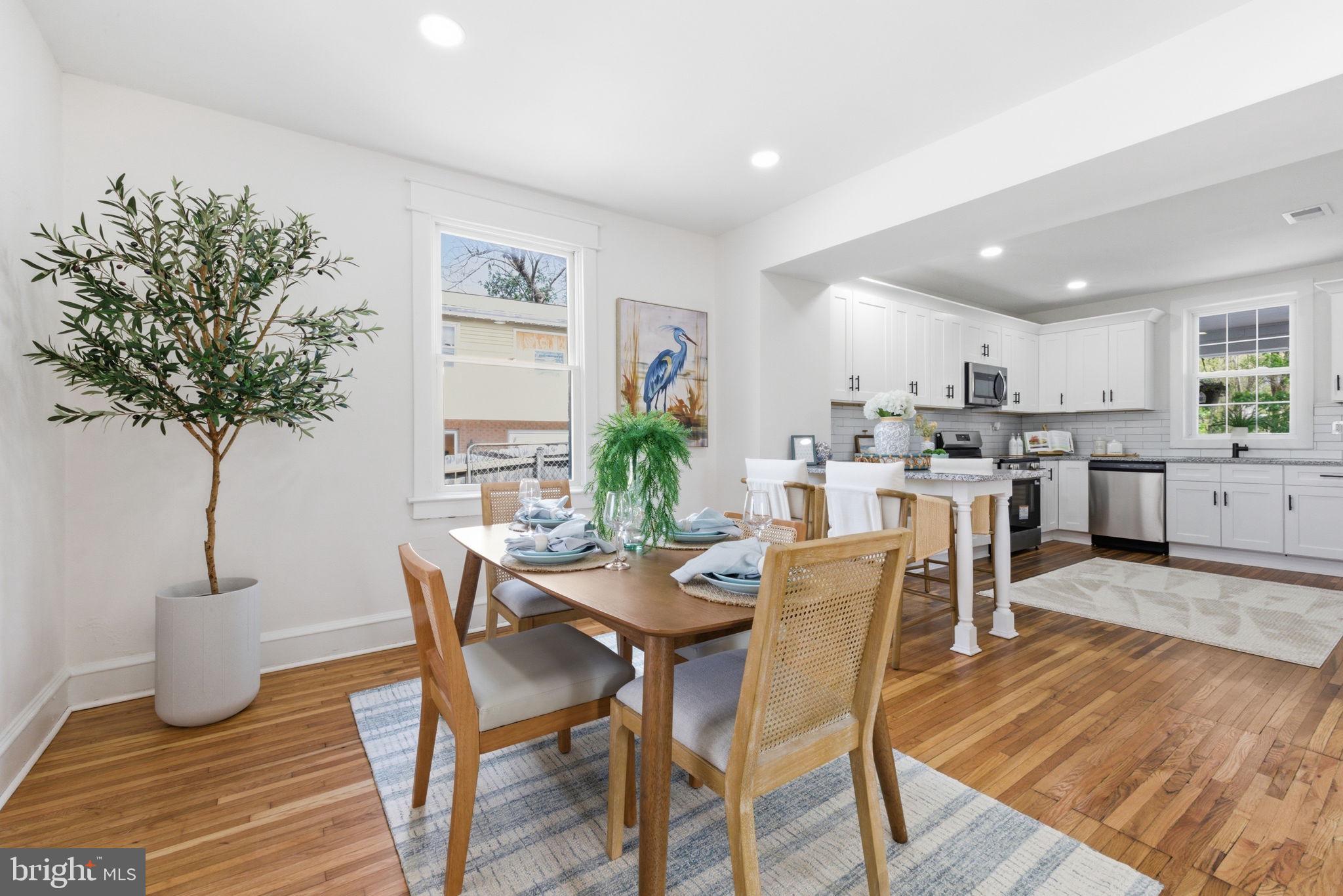 FAIRVIEW COURT - Residential