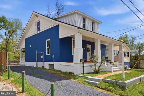 1101 N ROYAL AVENUE N FRONT ROYAL VA 22630