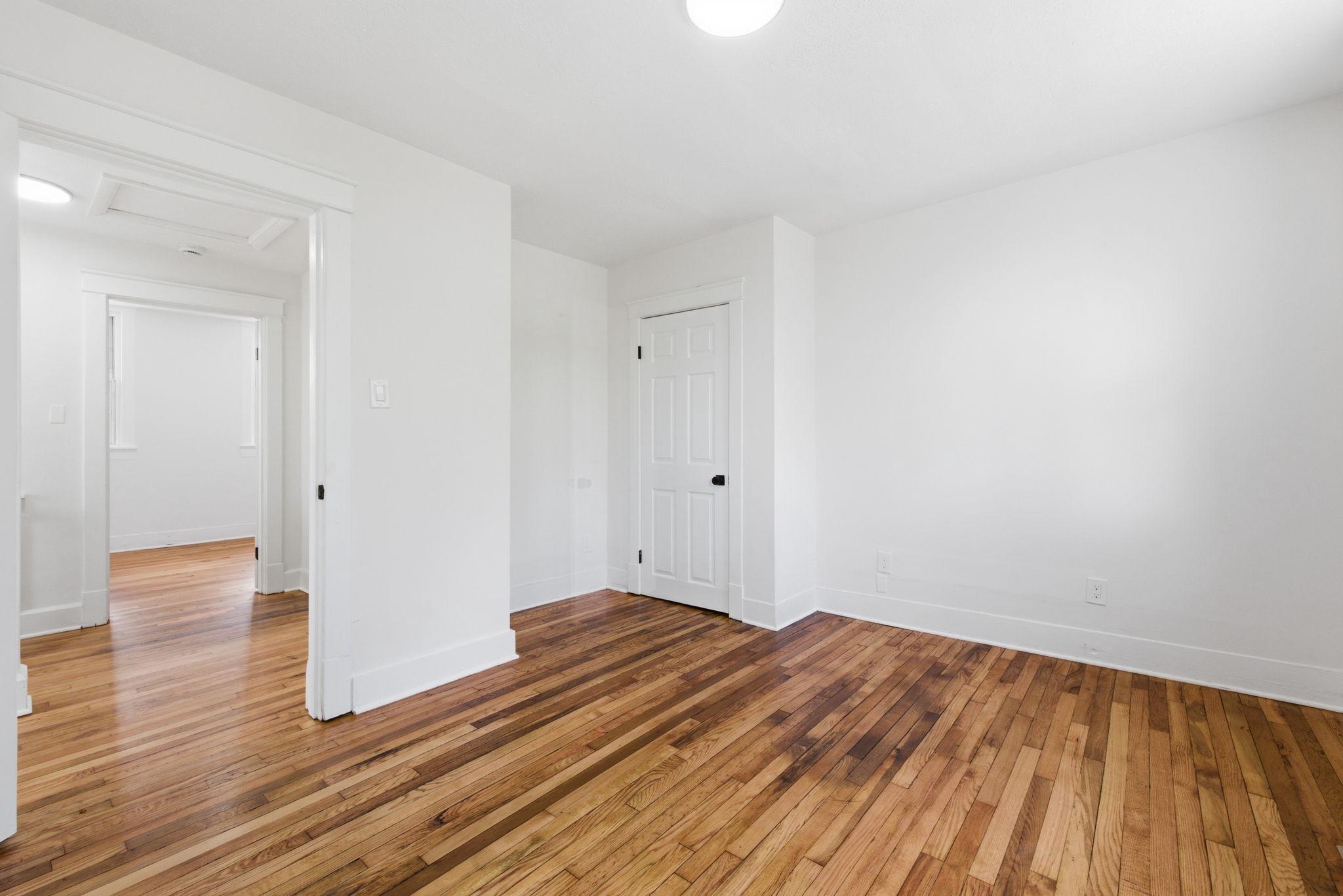 FAIRVIEW COURT - Residential