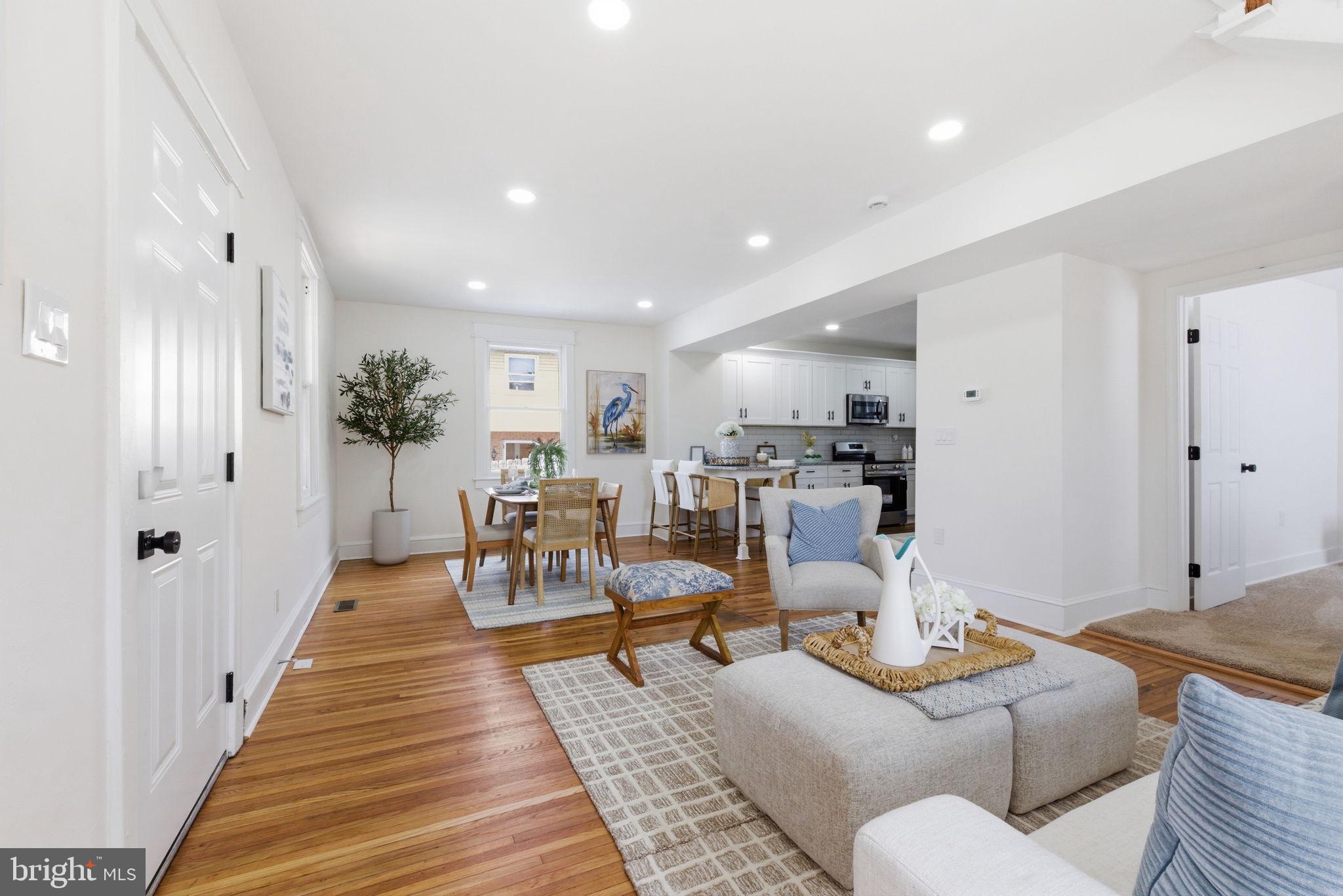 FAIRVIEW COURT - Residential