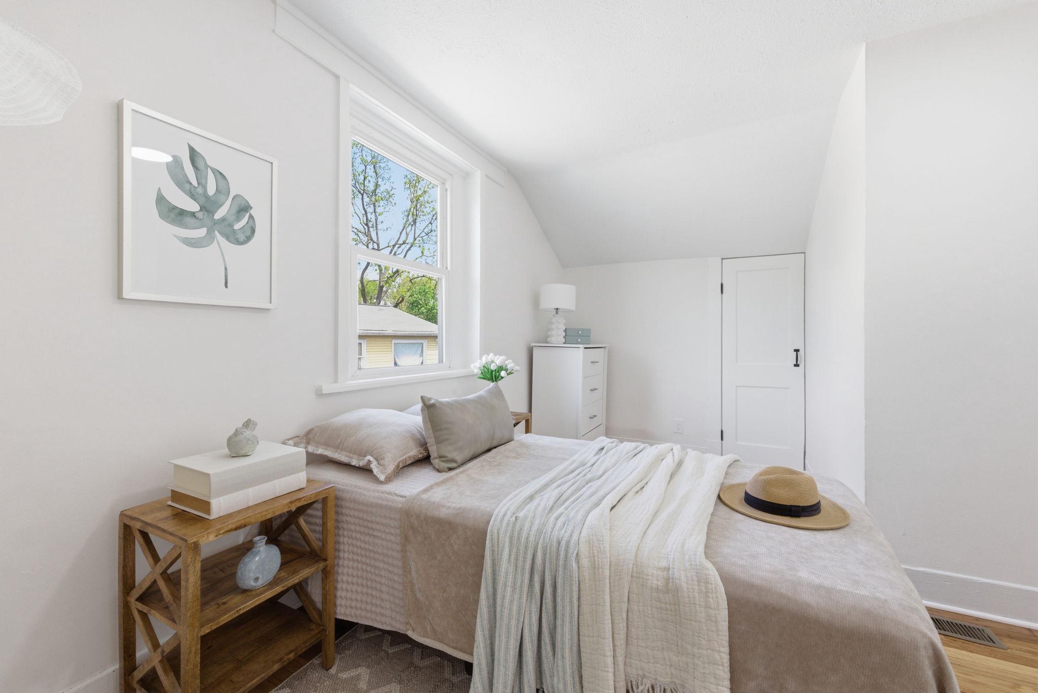 FAIRVIEW COURT - Residential