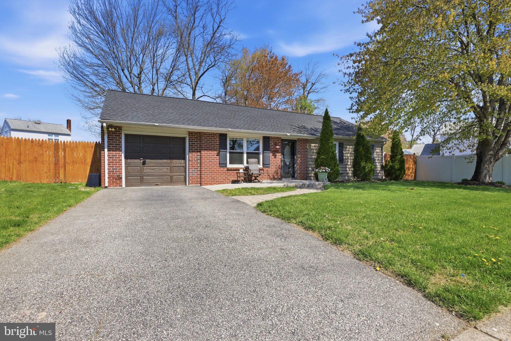 SALEM POINT - Residential