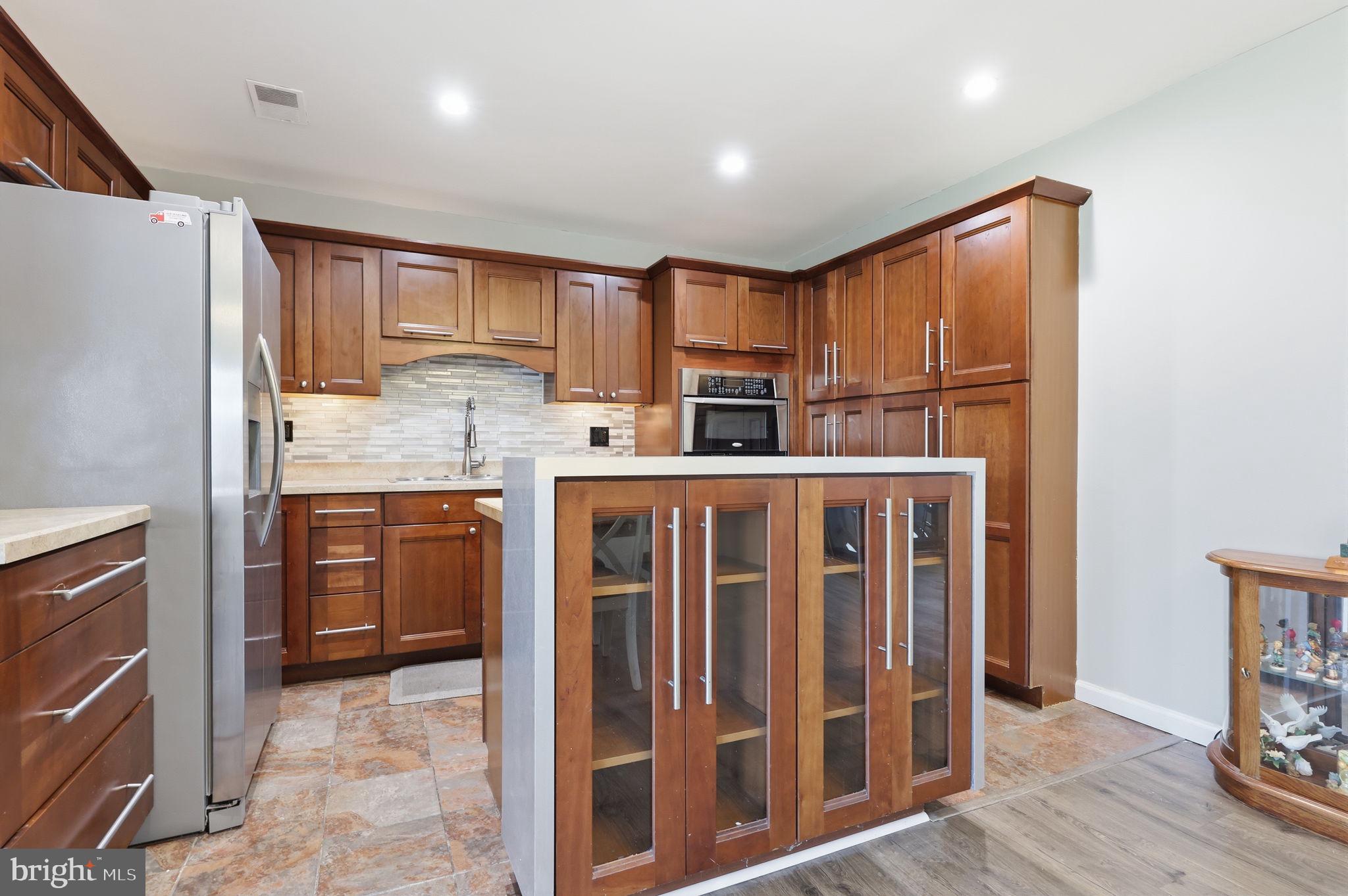 SALEM POINT - Residential