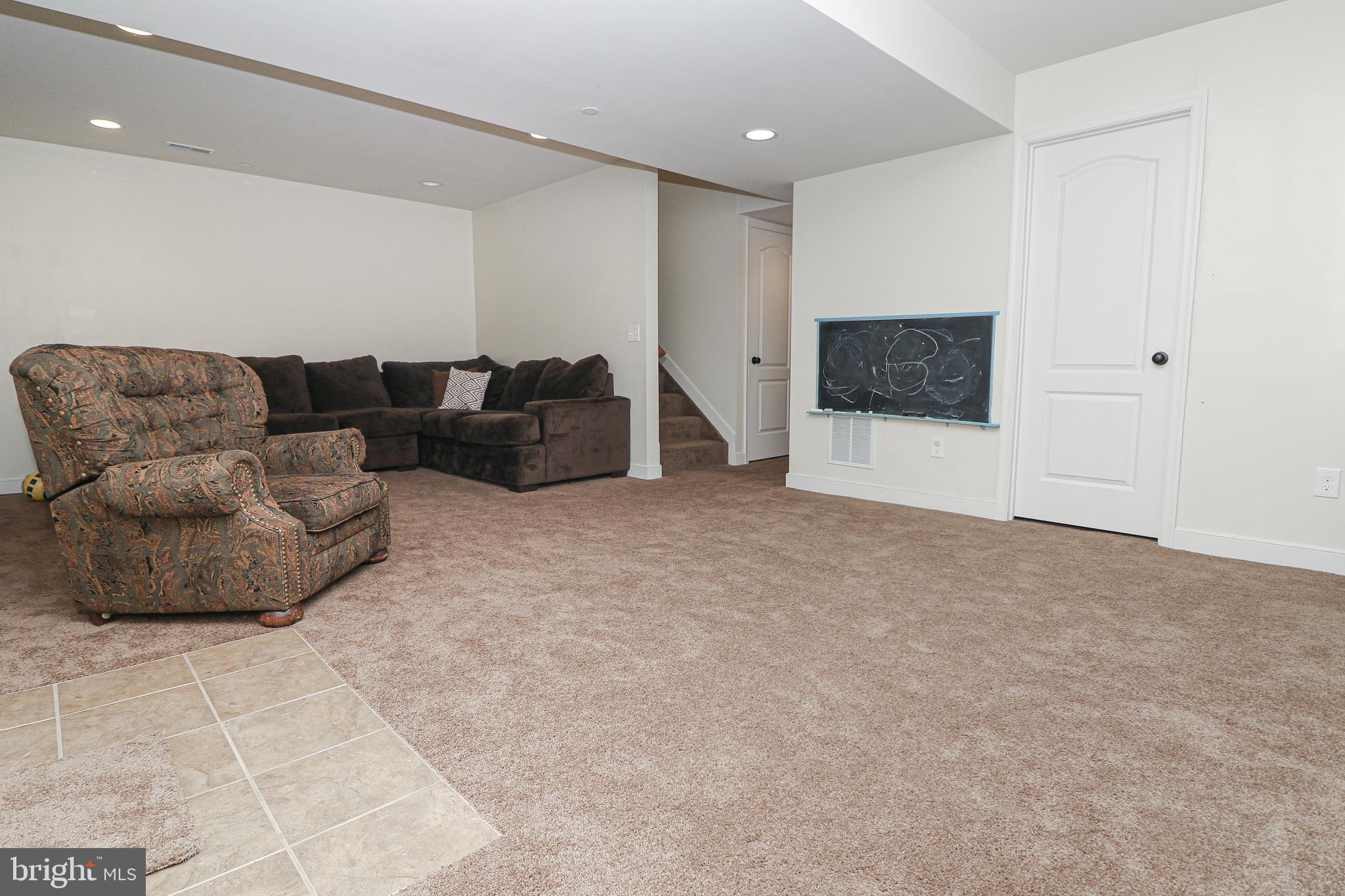 ELIZABETH PLACE - Residential Lease