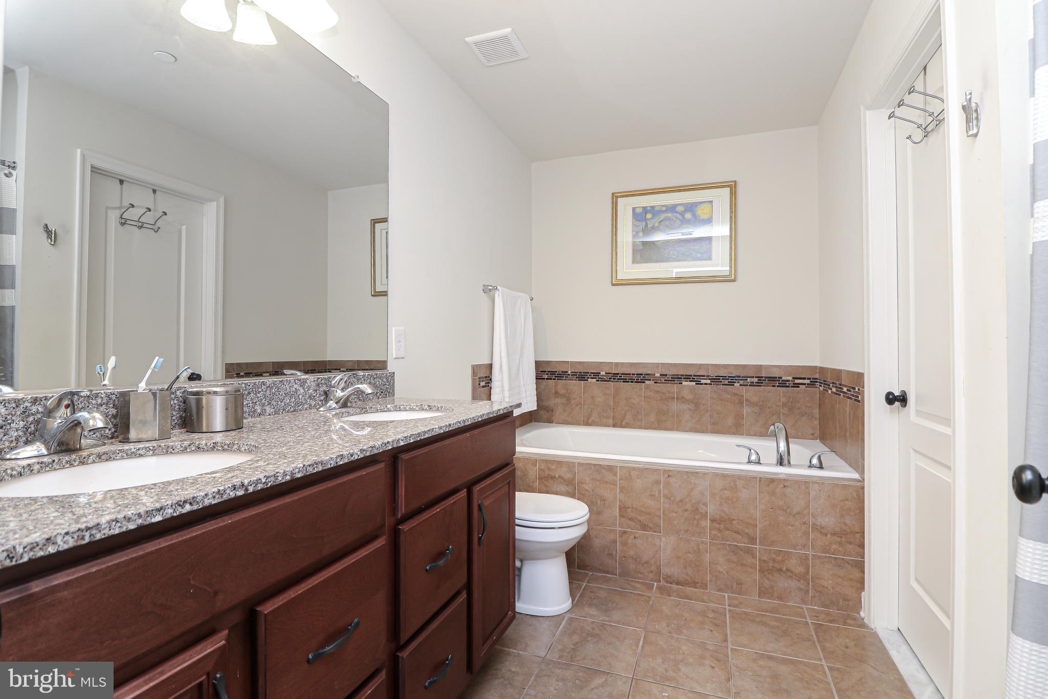 ELIZABETH PLACE - Residential Lease