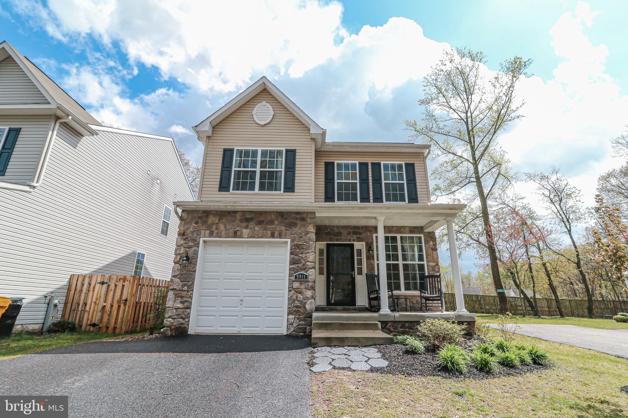 ELIZABETH PLACE - Residential Lease