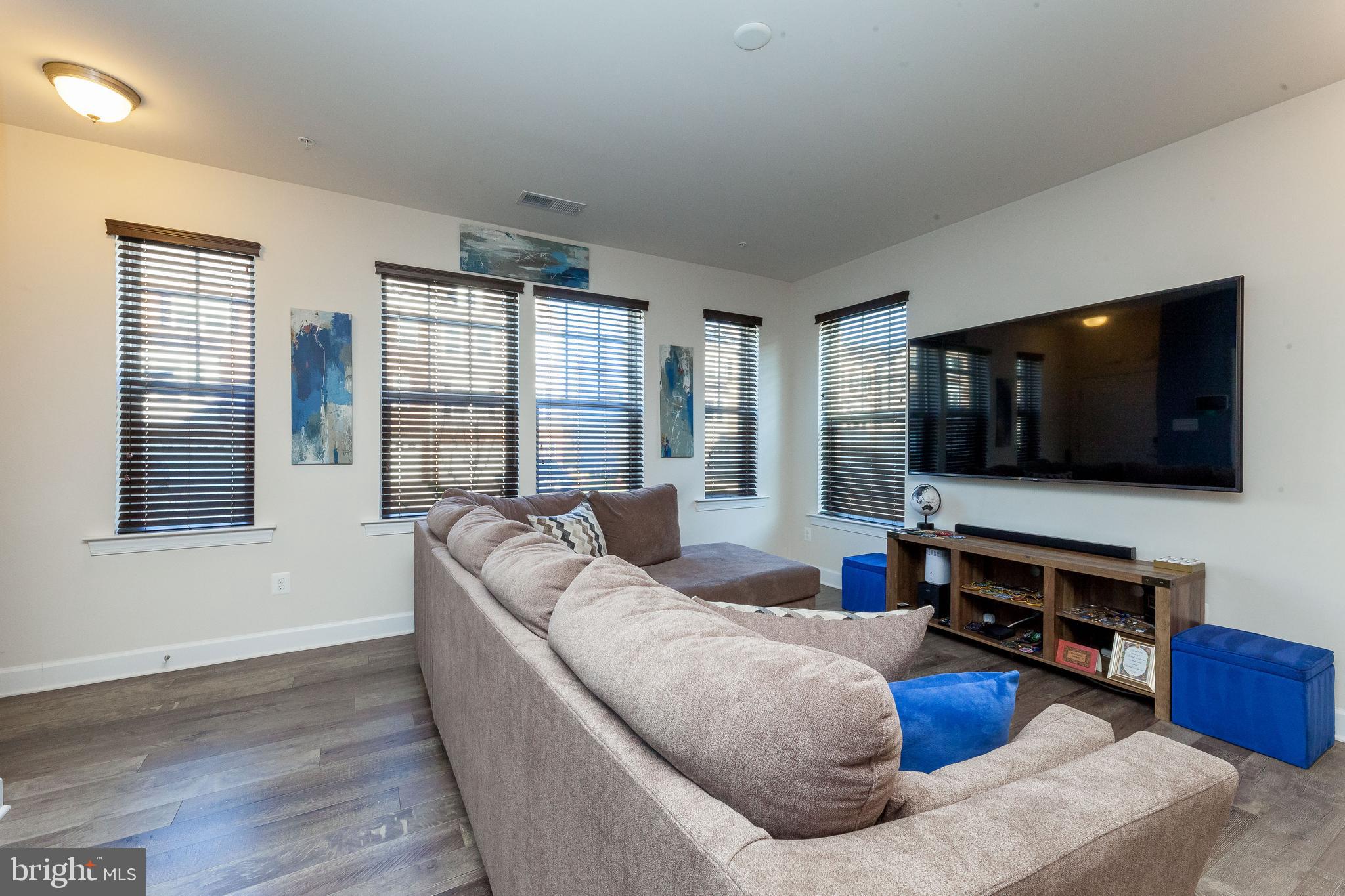 PARKSIDE AT WESTPHALIA - Residential