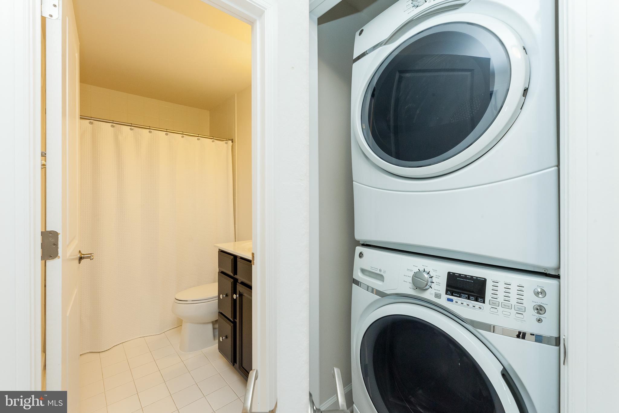 PARKSIDE AT WESTPHALIA - Residential