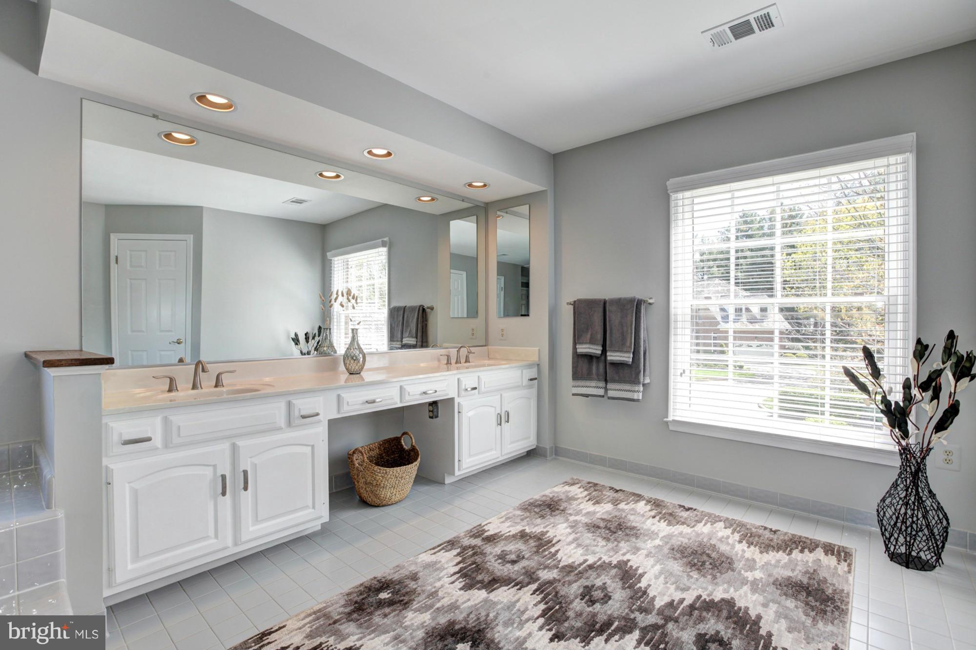 AVENEL - Residential