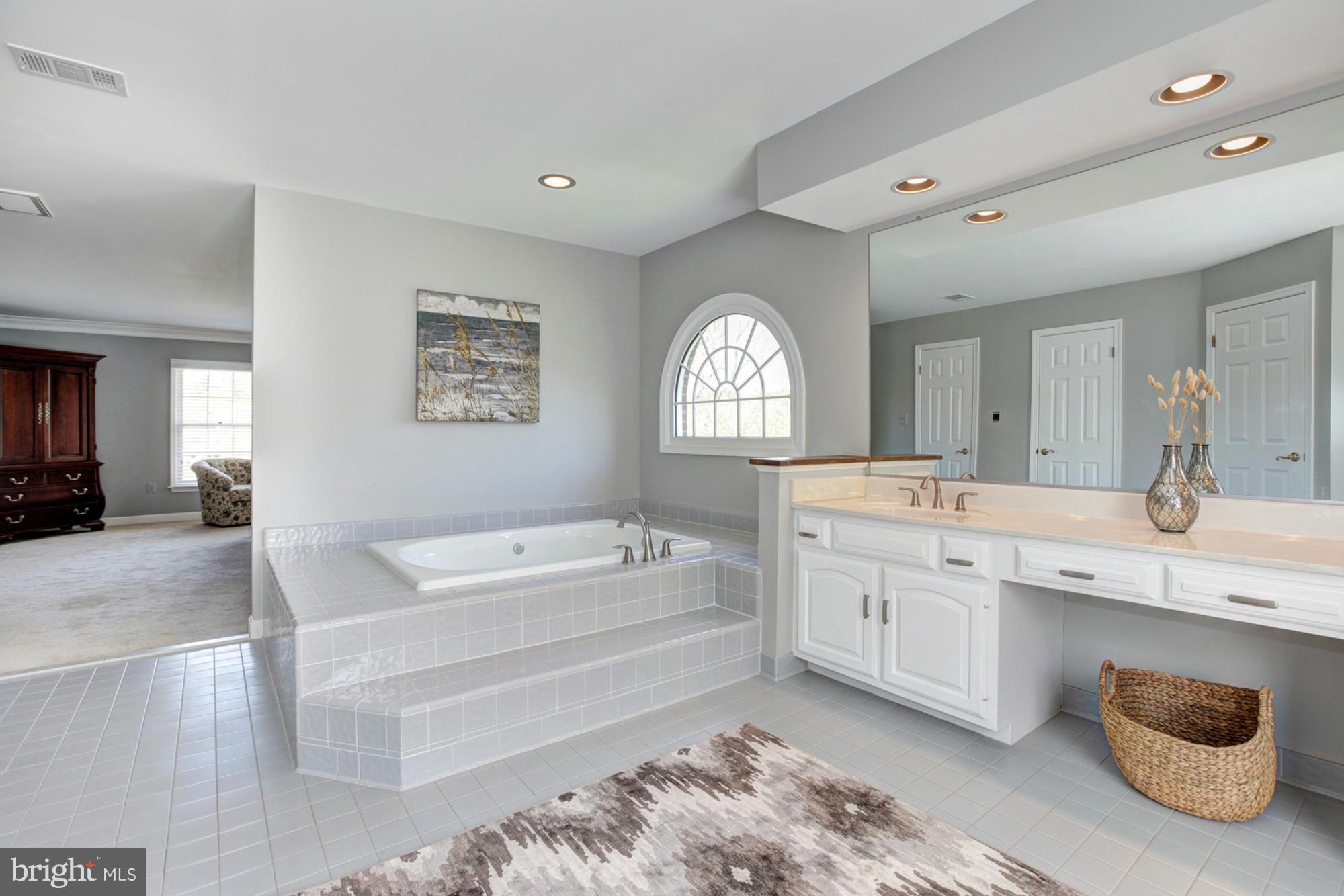 AVENEL - Residential