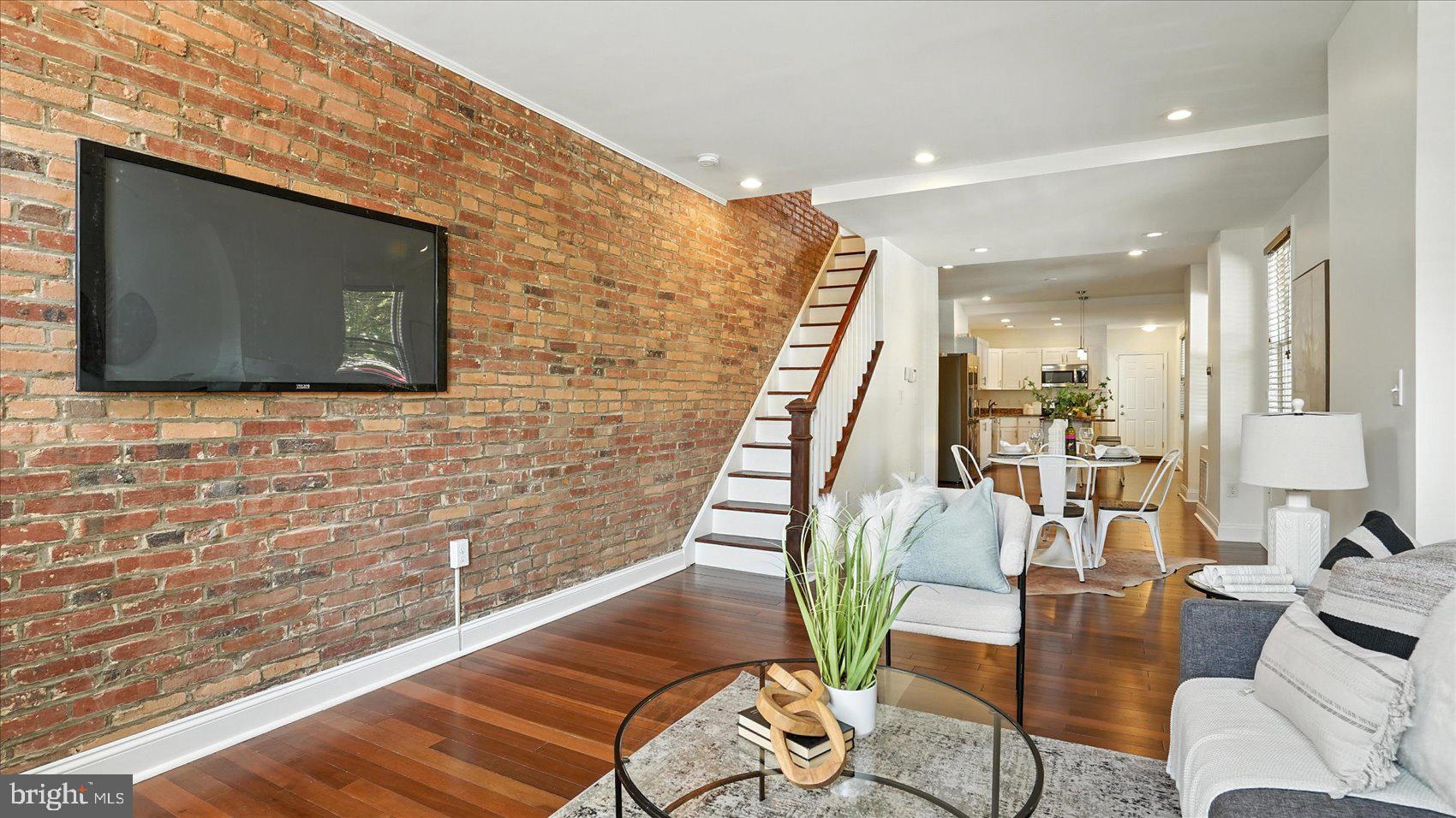3612 FAIT AVENUE