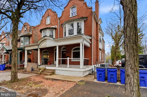 Townhouse For Sale - 111 Hanover Dr<br/> POTTSTOWN, PA 19464