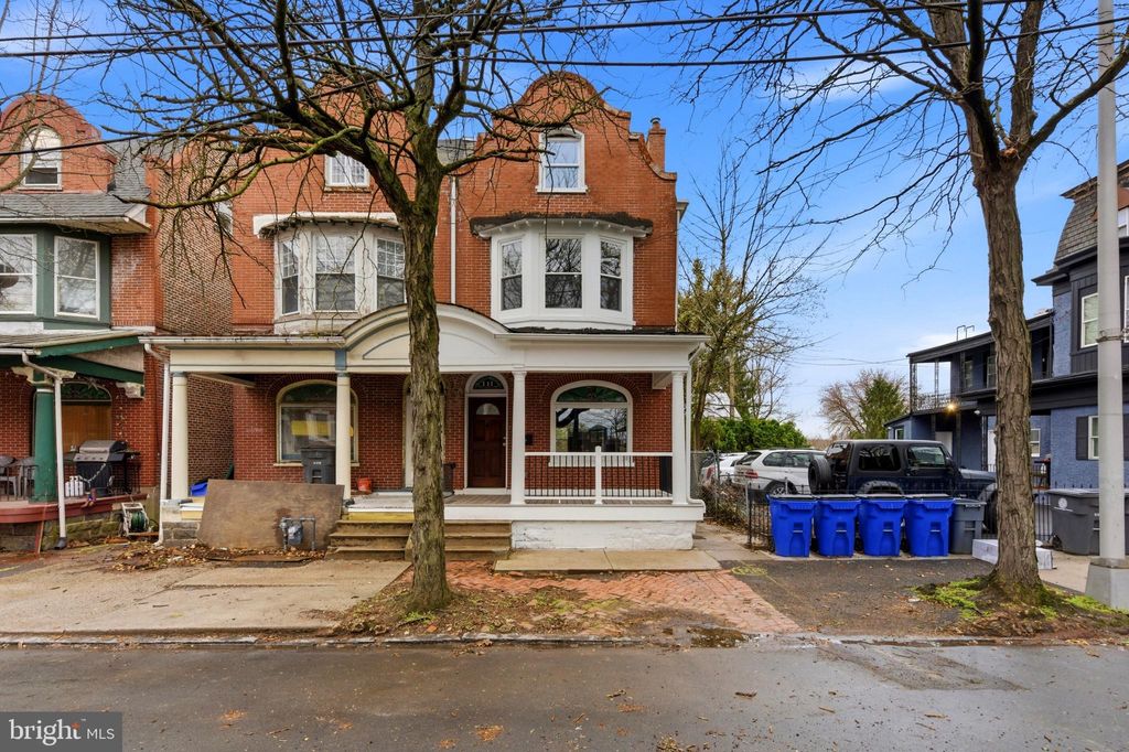 Photo of 111 Hanover Dr, POTTSTOWN, PA 19464 (MLS # PAMC2169904)