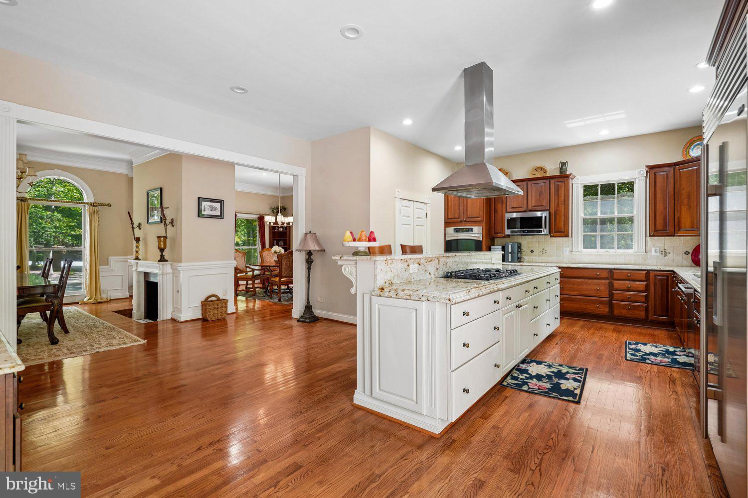 RIVERBEND KNOLLS - Residential