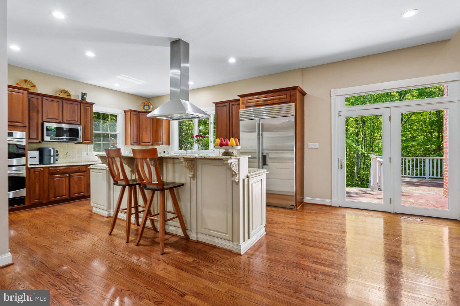 RIVERBEND KNOLLS - Residential