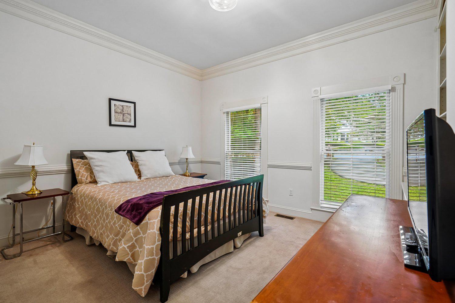 RIVERBEND KNOLLS - Residential