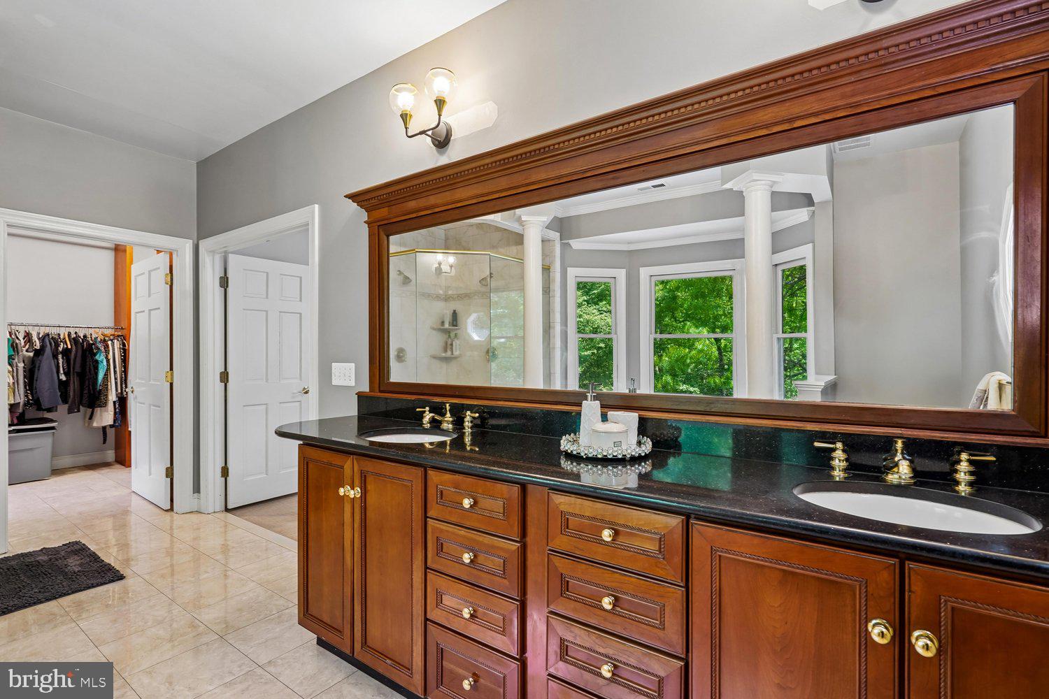 RIVERBEND KNOLLS - Residential