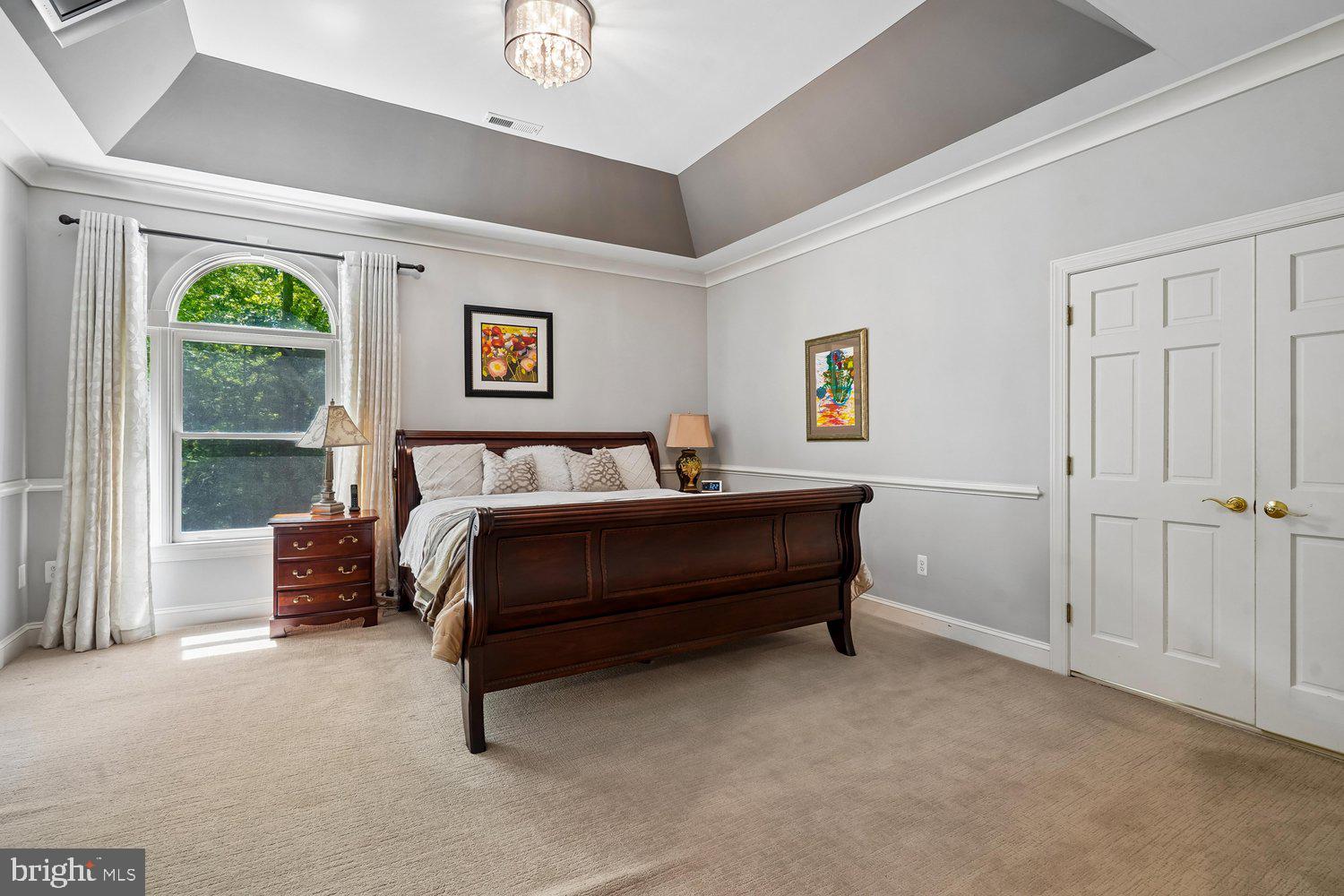 RIVERBEND KNOLLS - Residential