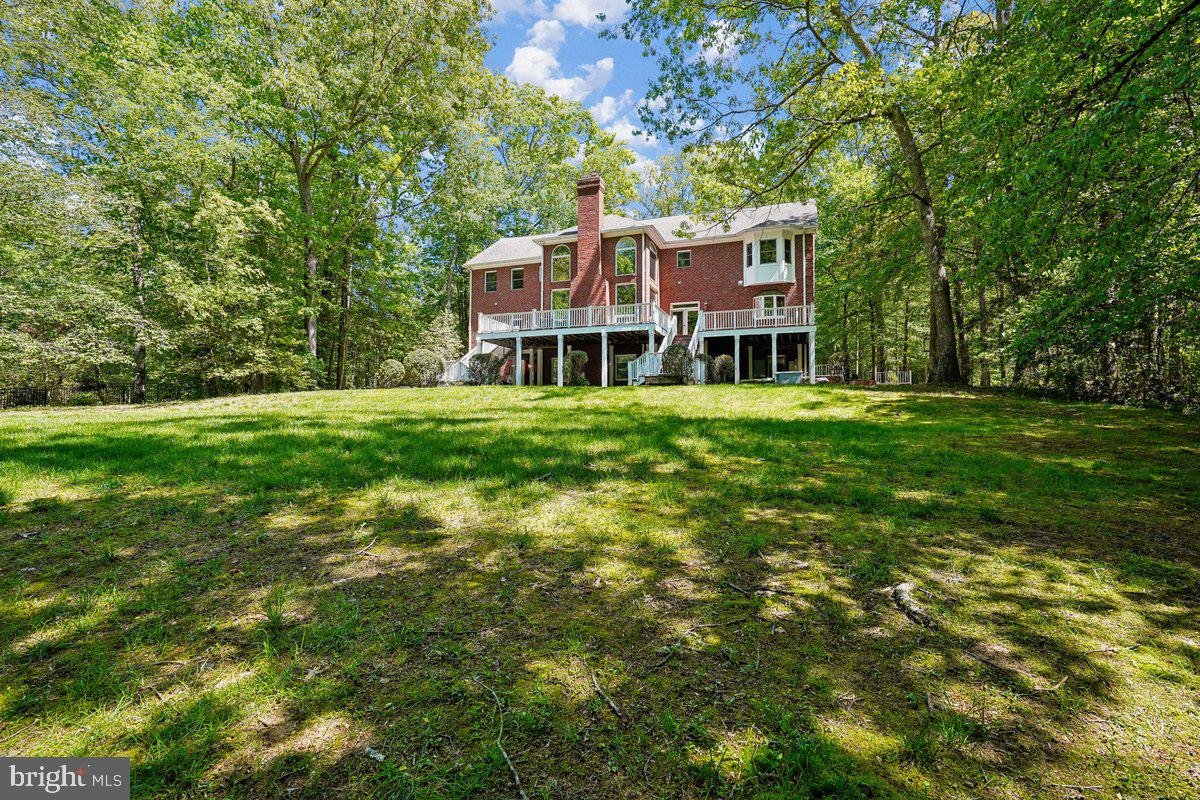RIVERBEND KNOLLS - Residential