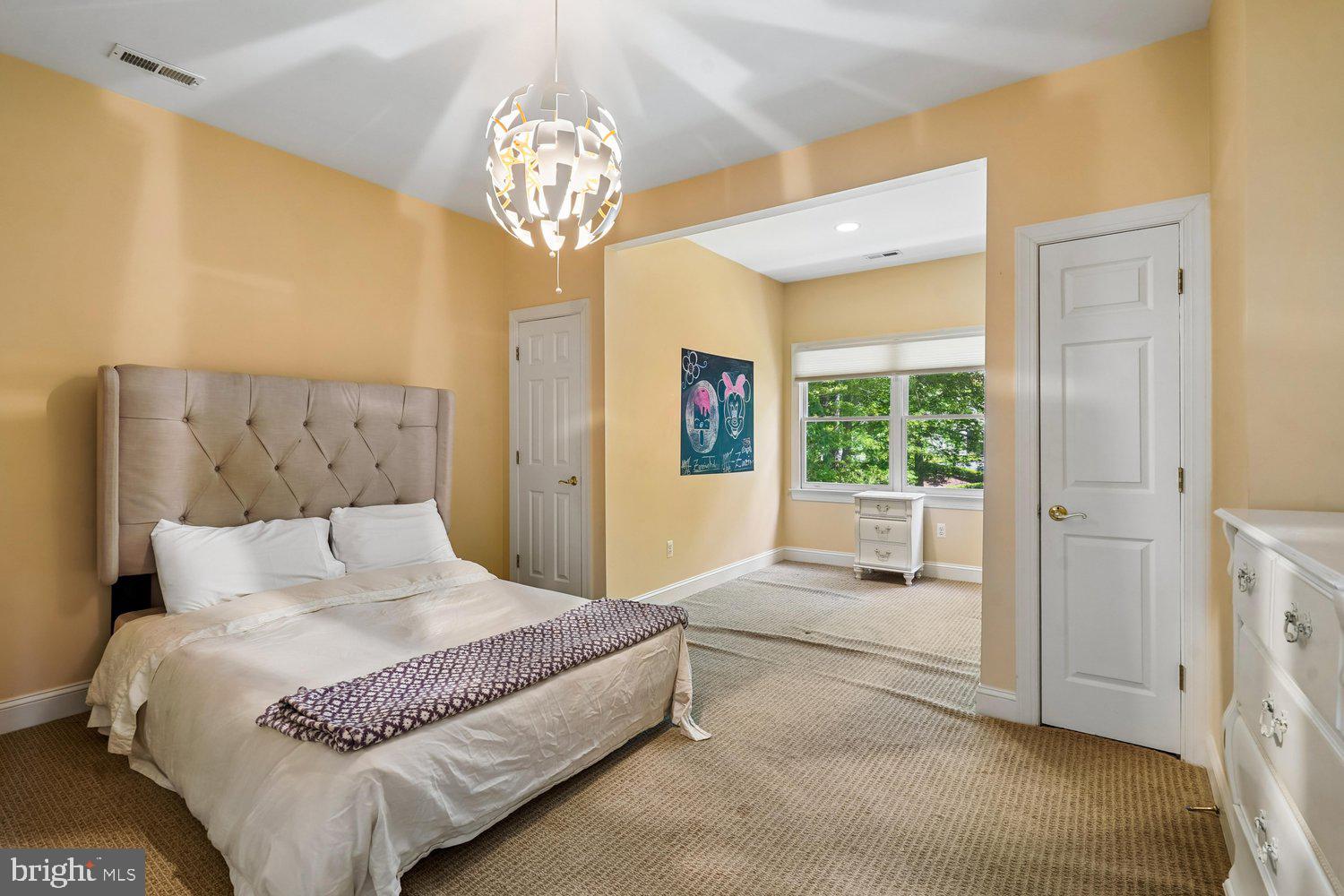 RIVERBEND KNOLLS - Residential
