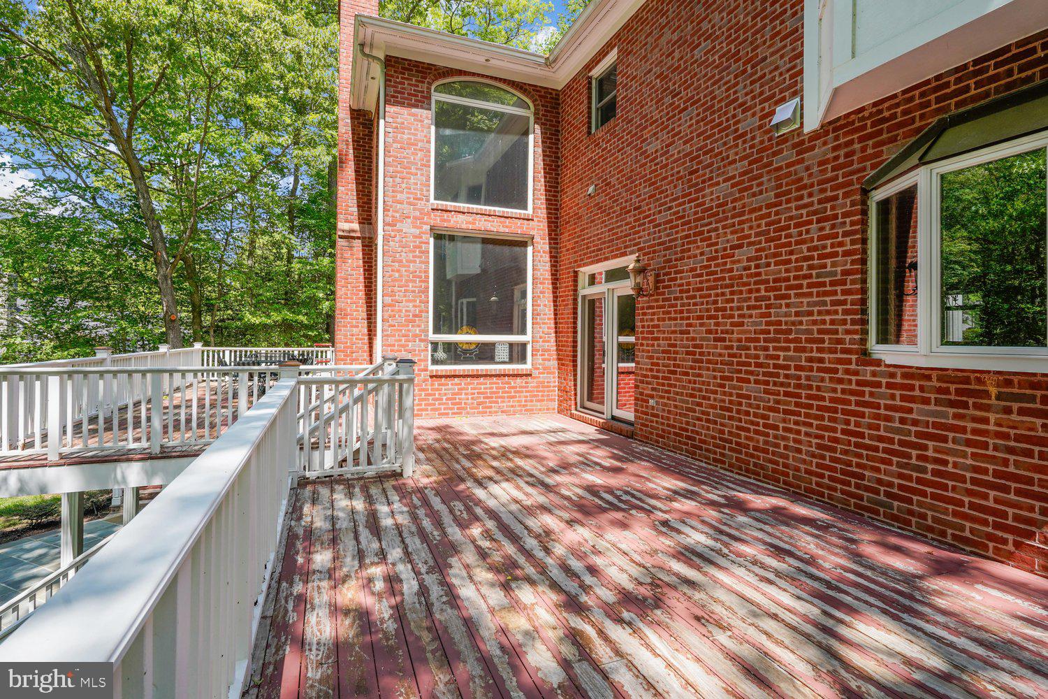 RIVERBEND KNOLLS - Residential