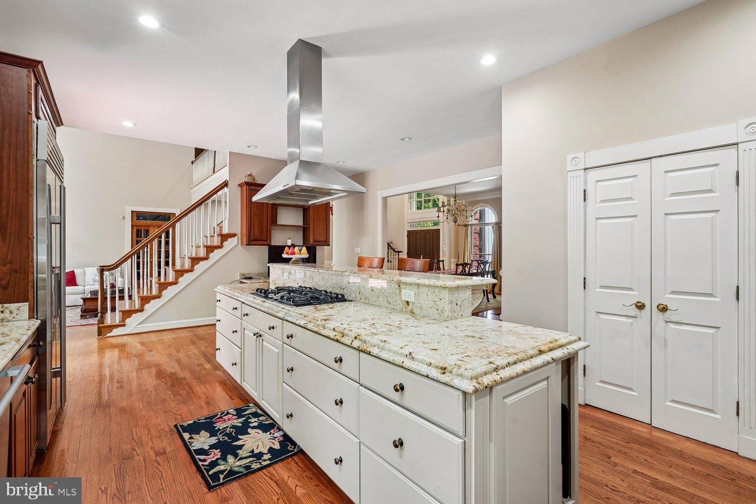 RIVERBEND KNOLLS - Residential
