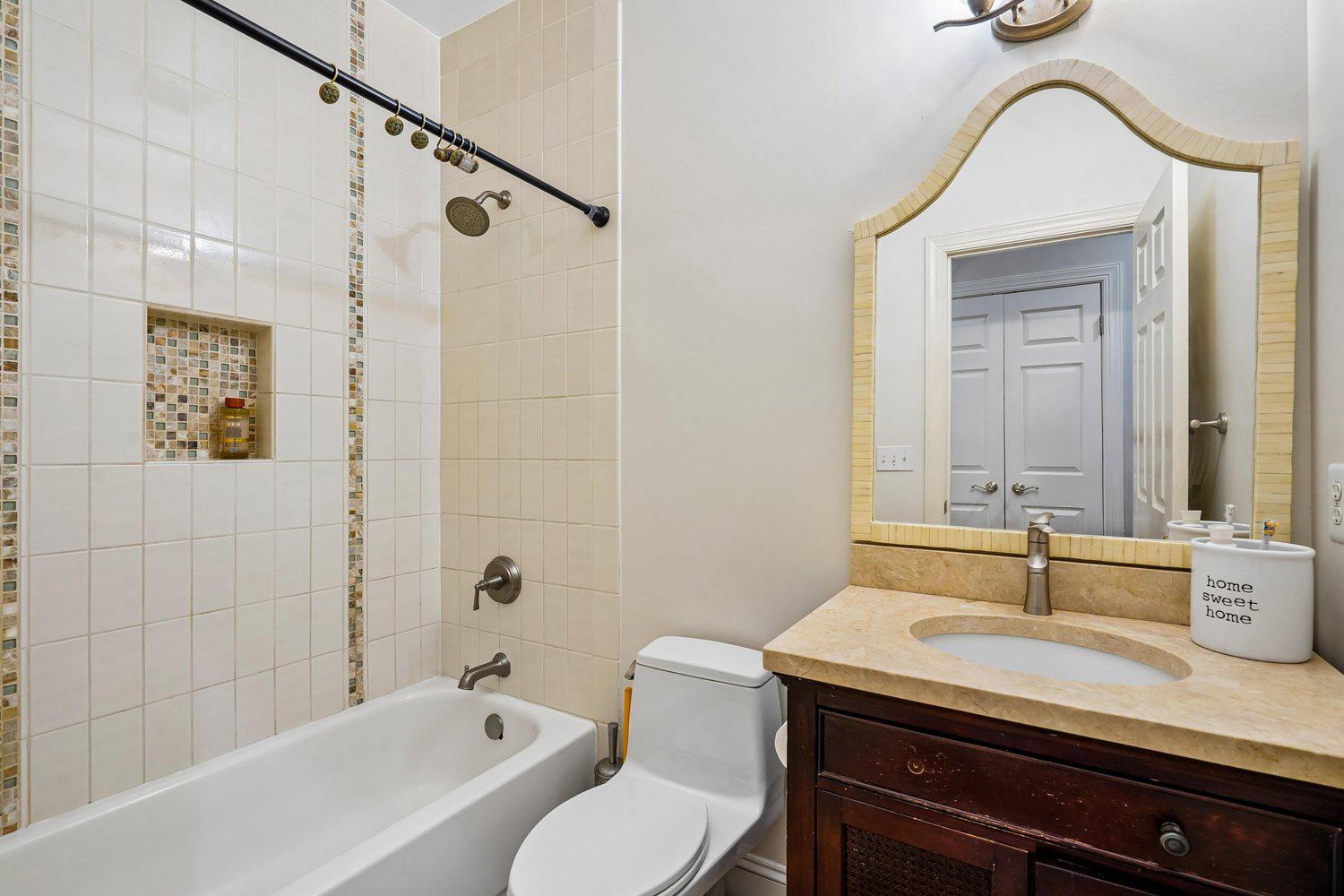 RIVERBEND KNOLLS - Residential
